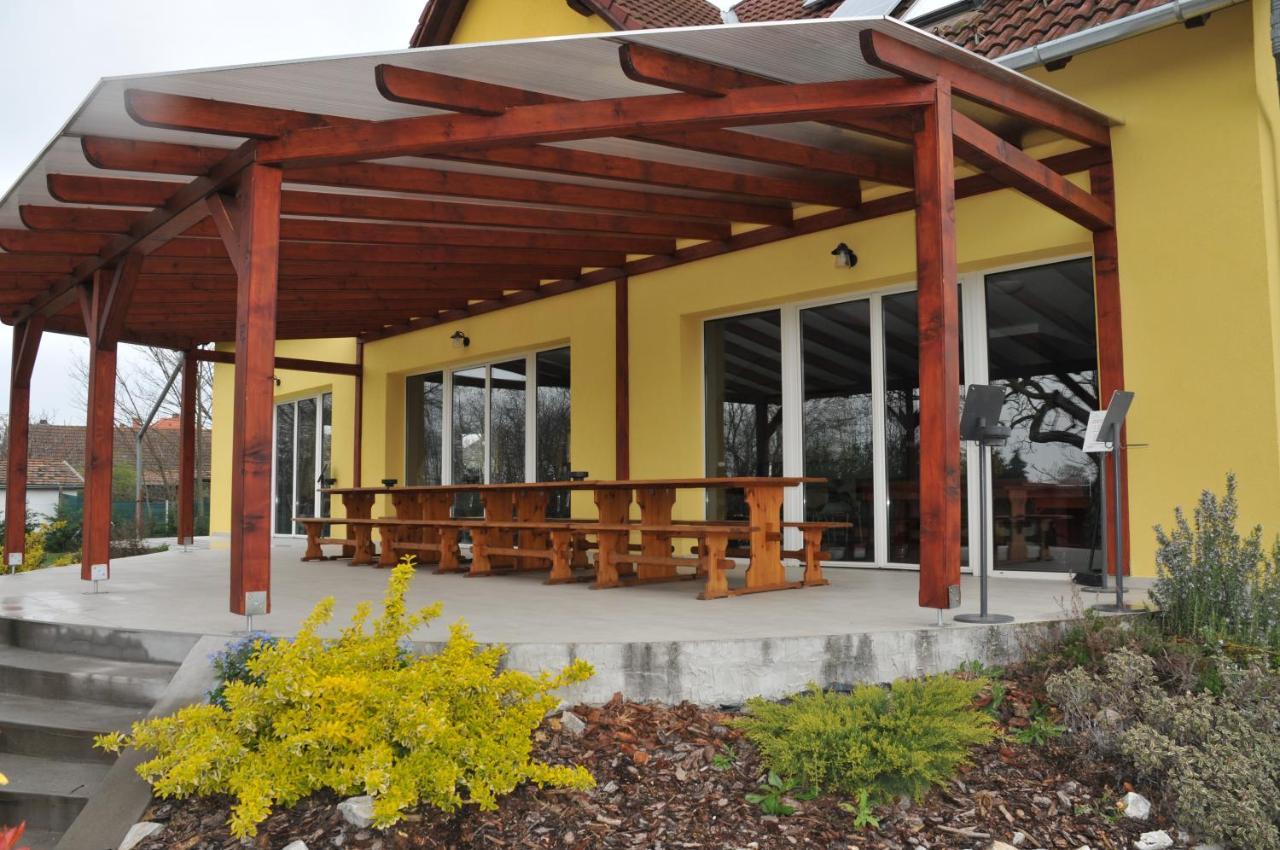 Casa Napsugar Panzio Bed & Breakfast Apostag Luaran gambar