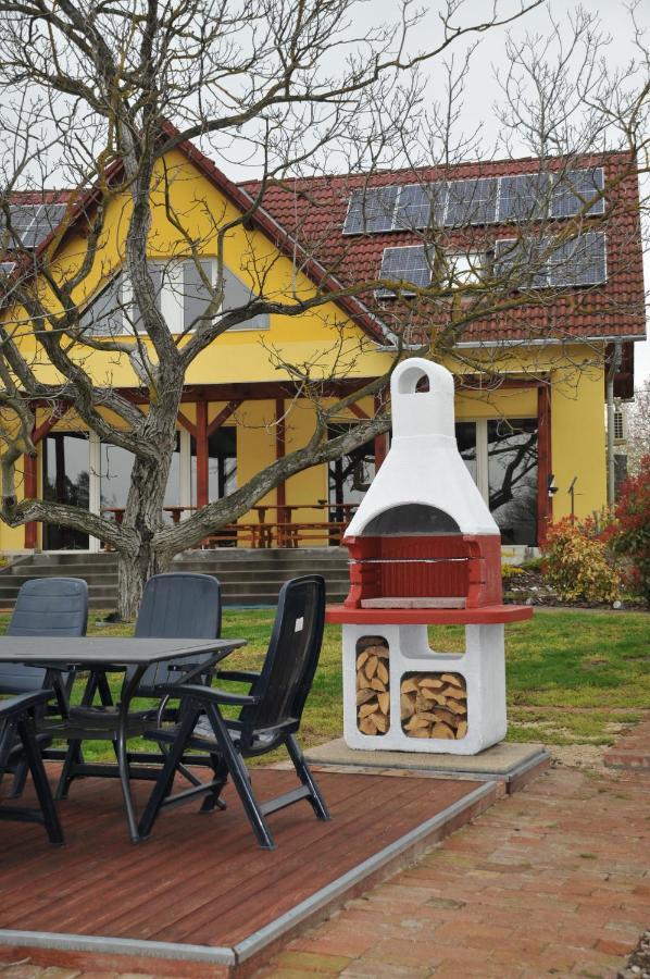 Casa Napsugar Panzio Bed & Breakfast Apostag Luaran gambar