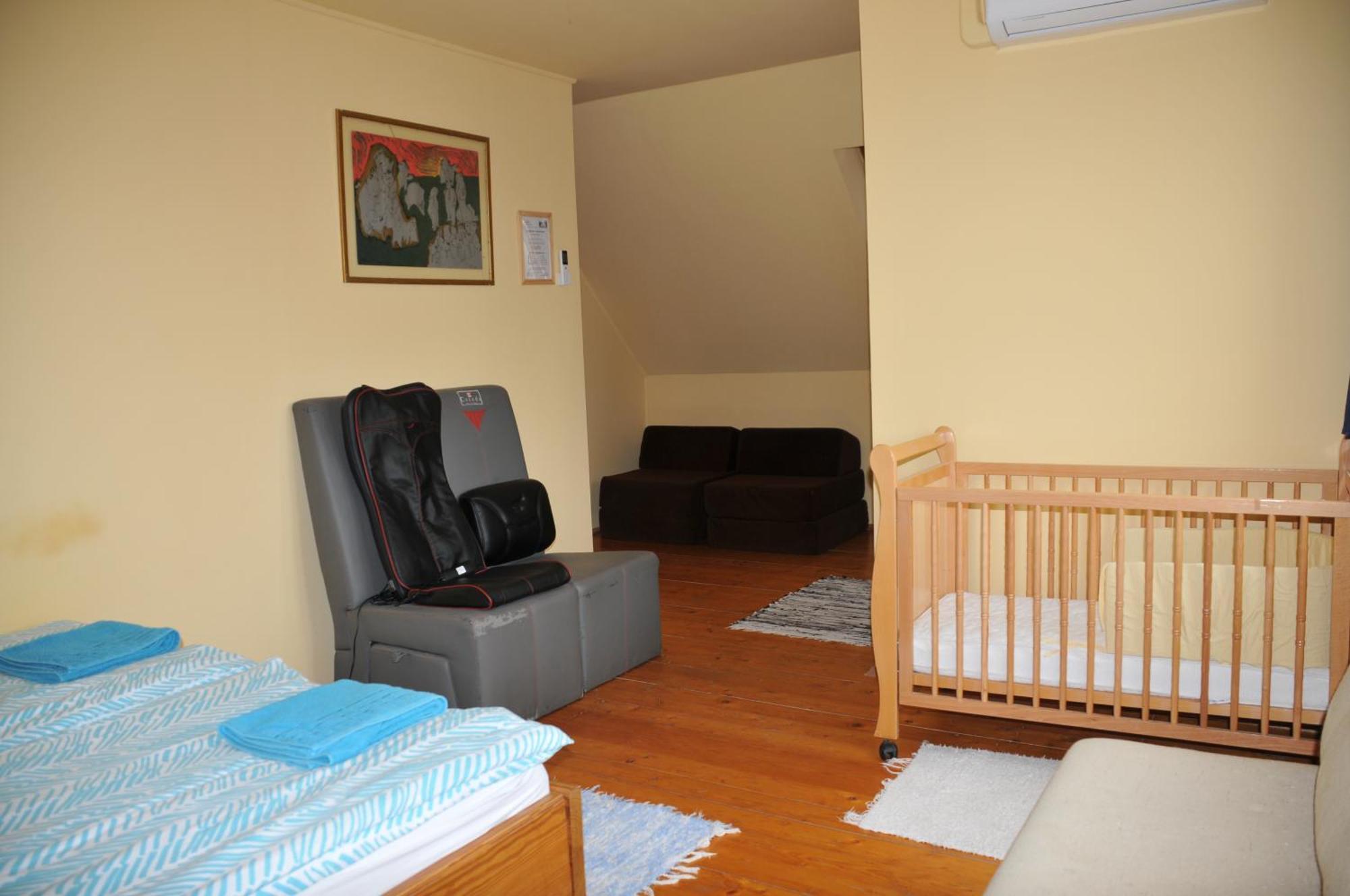 Casa Napsugar Panzio Bed & Breakfast Apostag Bilik gambar